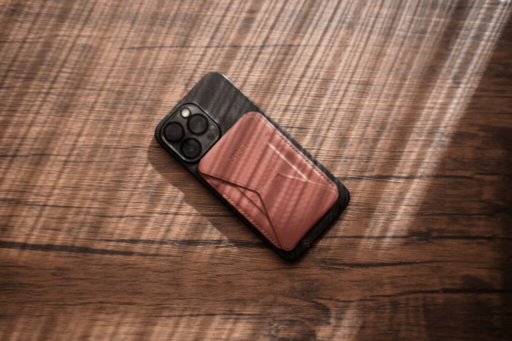 MOFT Snap-On スマホスタンド