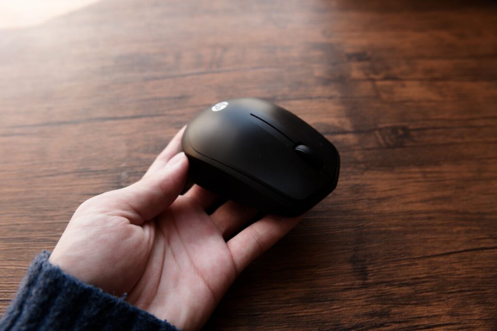 ELECOM CAPCLIP Pro購入前のHPマウス